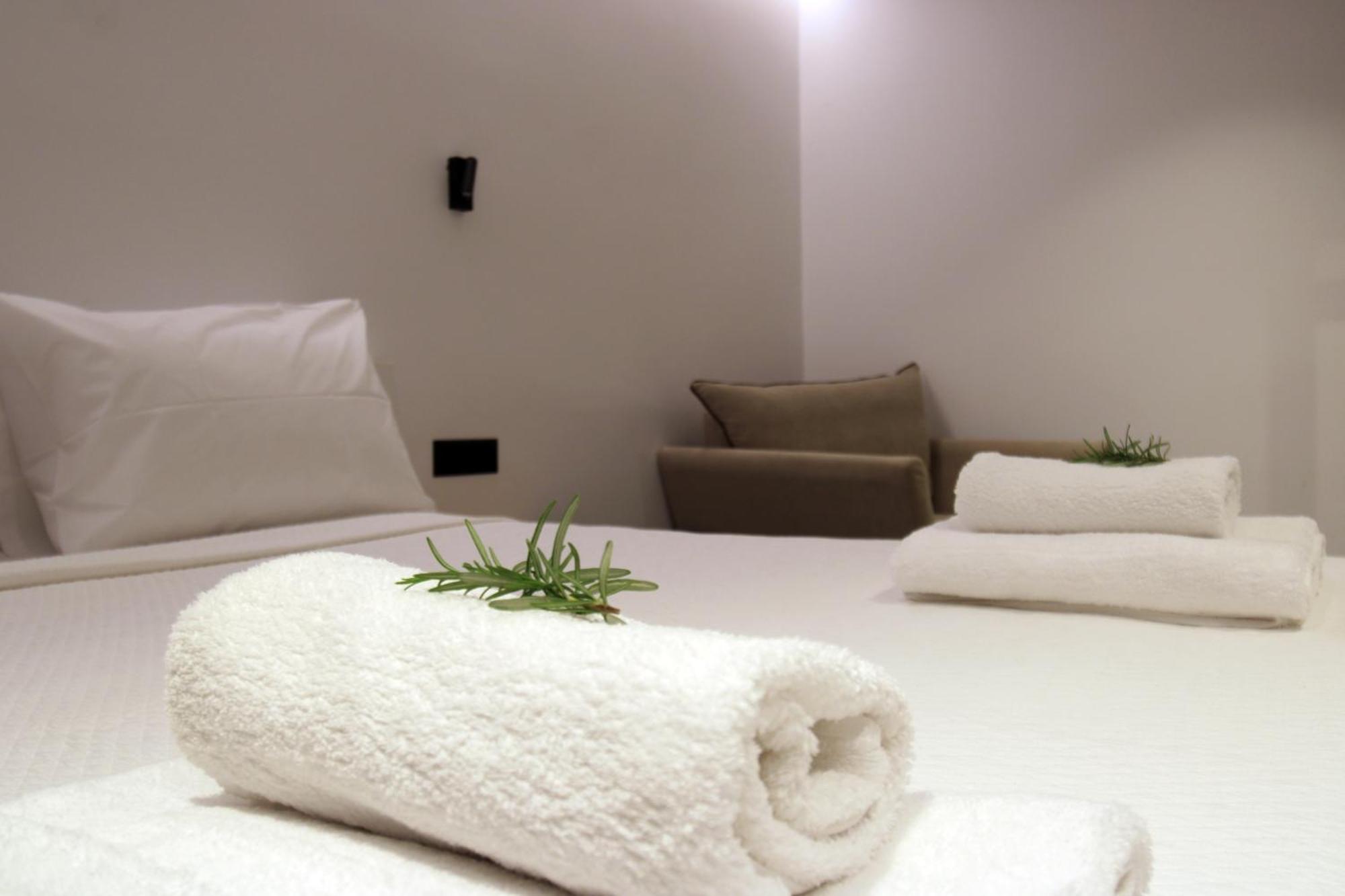 Aparthotel Melina'S Seaside Retreat Ksamil Exteriér fotografie