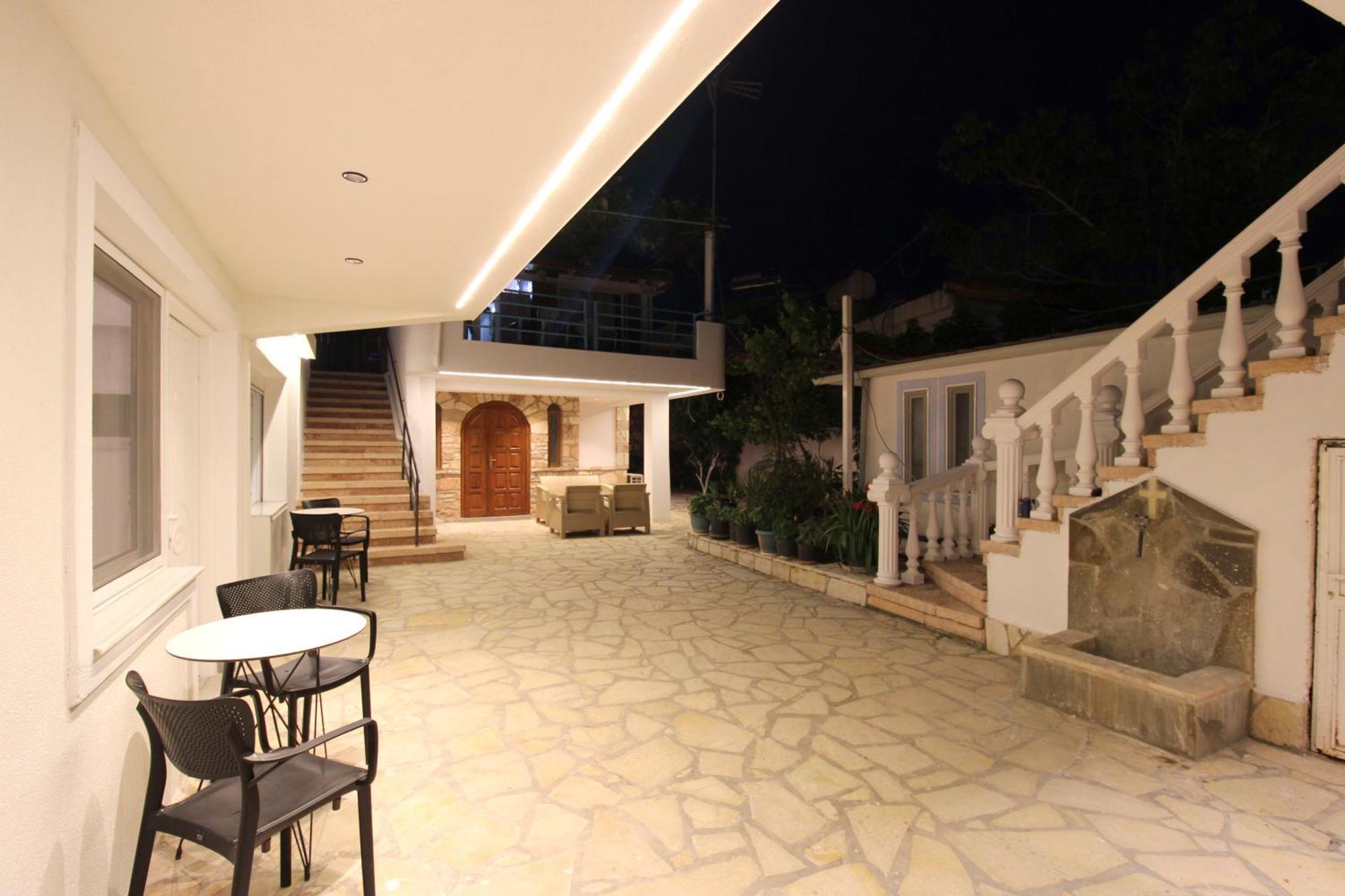 Aparthotel Melina'S Seaside Retreat Ksamil Exteriér fotografie
