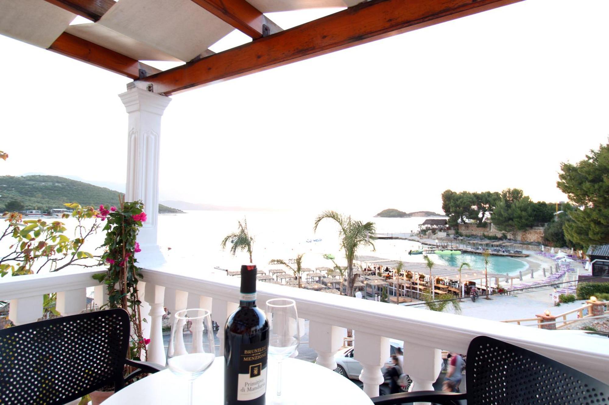 Aparthotel Melina'S Seaside Retreat Ksamil Exteriér fotografie
