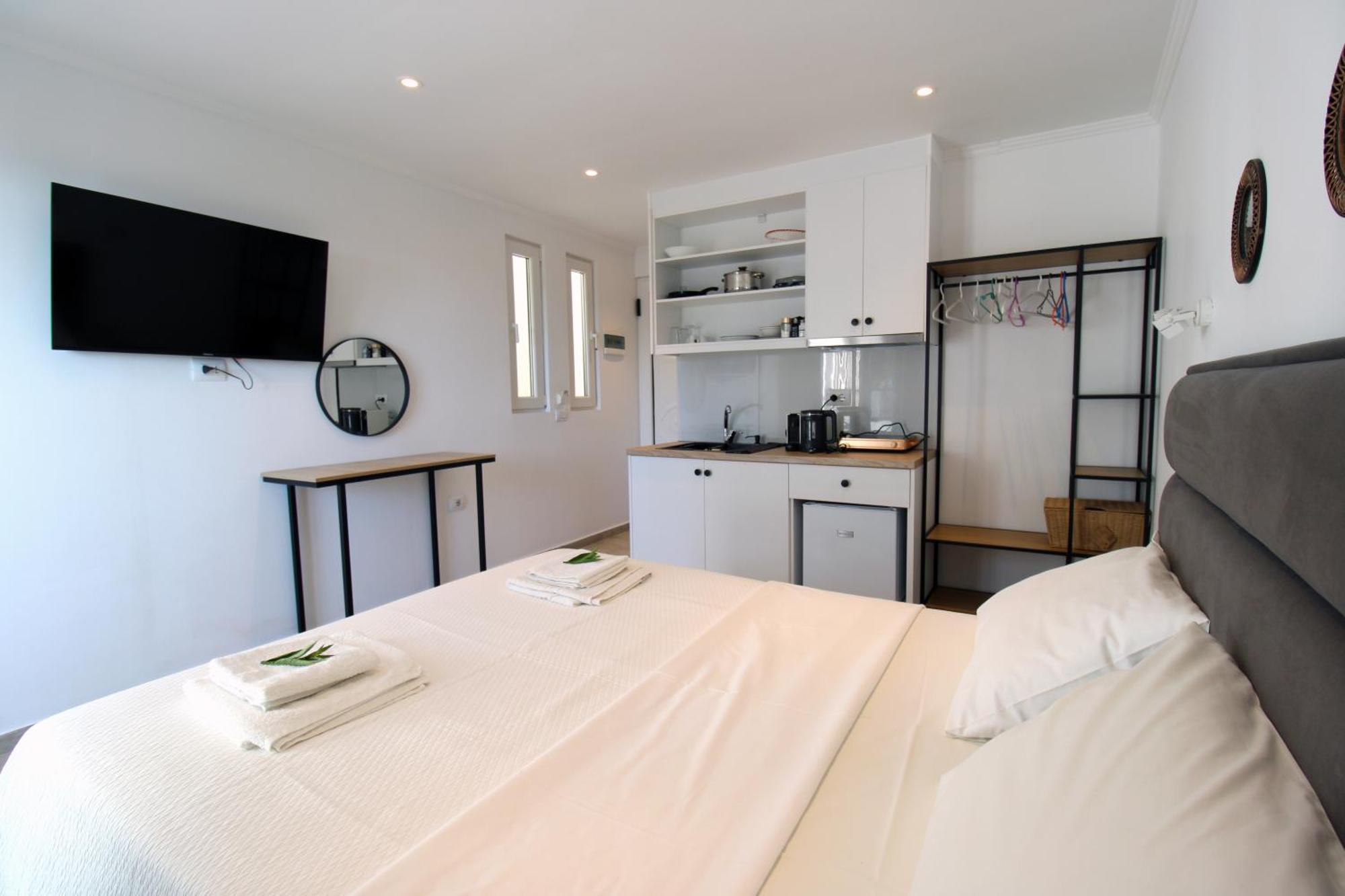 Aparthotel Melina'S Seaside Retreat Ksamil Exteriér fotografie