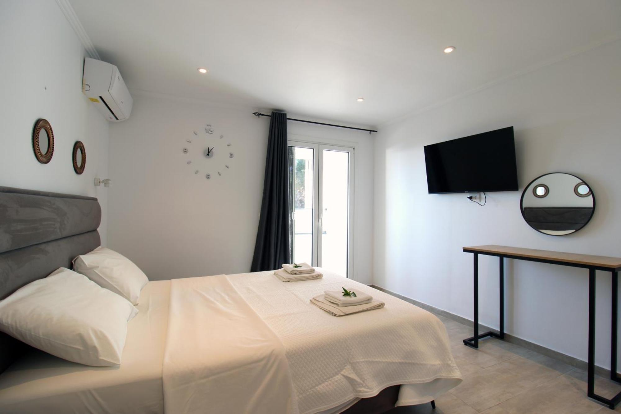 Aparthotel Melina'S Seaside Retreat Ksamil Exteriér fotografie